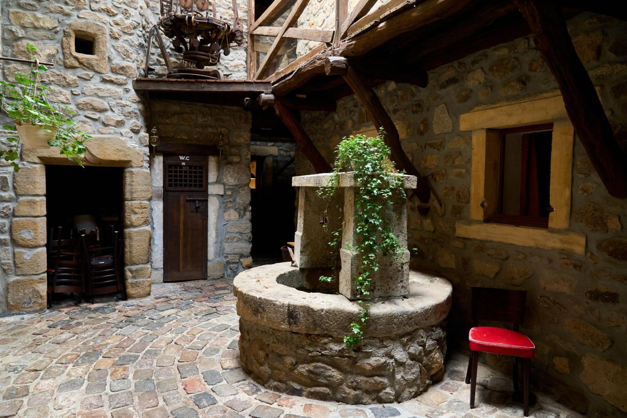 Aux Prisons De Montagny Bed & Breakfast Montagny  Екстериор снимка